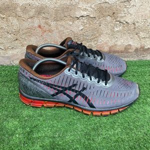 Mens ASICS running shoe size 11.5